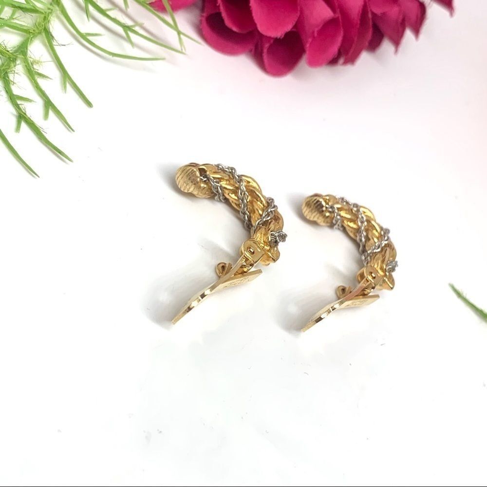 VINTAGE⚜️NAPIER Gold Chain Twist Clip Earrings - Picture 8 of 11
